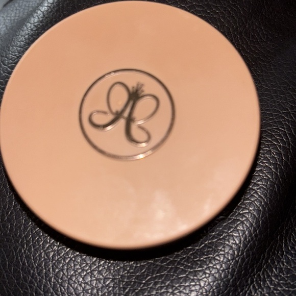 Anastasia Beverly Hills cream bronzer Chestnut - Picture 3 of 10